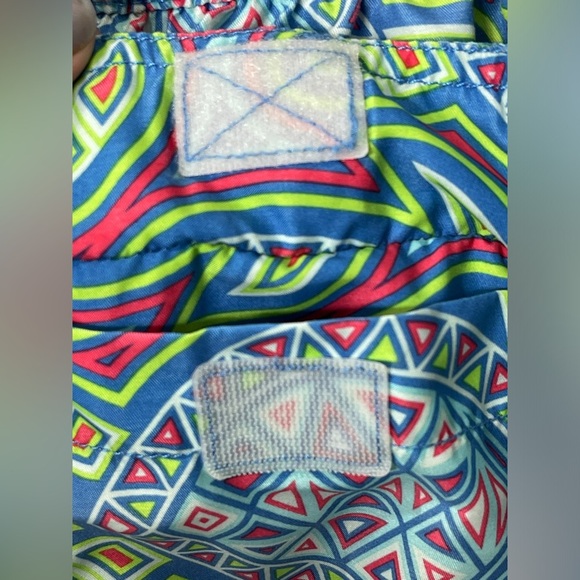 Vineyard Vines Sea of Turtles Swim Trunks Size Medium - Picture 6 of 7